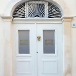 Ξενοδοχείο με διαμερίσματα A Marchisa -noto- Νότο