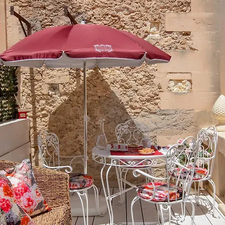 Apart-hotel à Marchisa -noto- Noto